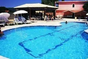 Tzevenos Apts Hotell 2*