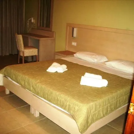 Tzevenos Apts Hotell Corfu (city)