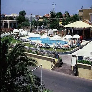 Hotell Tzevenos Apts